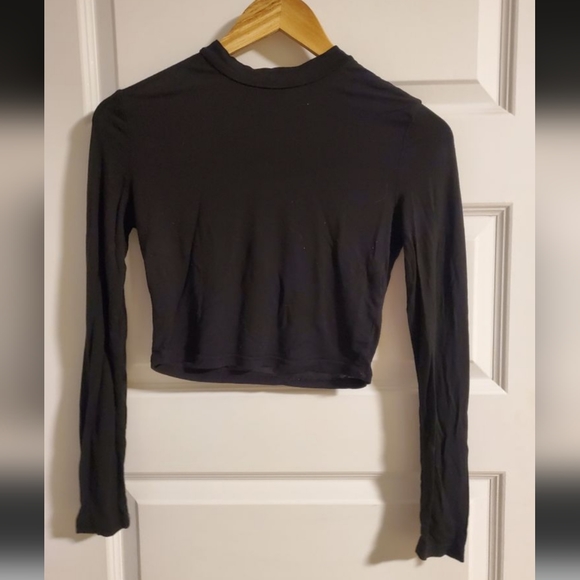 Crop tops - Picture 1 of 1